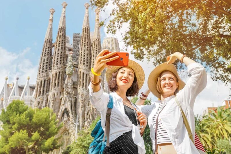 Small-Group Sagrada Familia Fully Guided Tour - Frequently Asked Questions