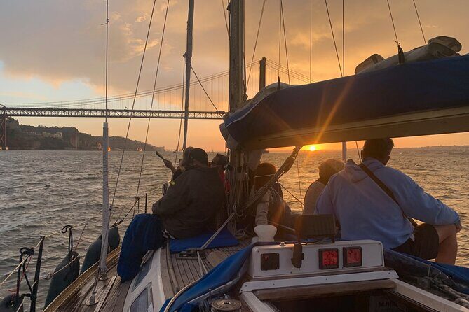 Small Group Sailboat Sunset Tour in Lisbon with a Drink - Drinks, Snacks, and Authenticity