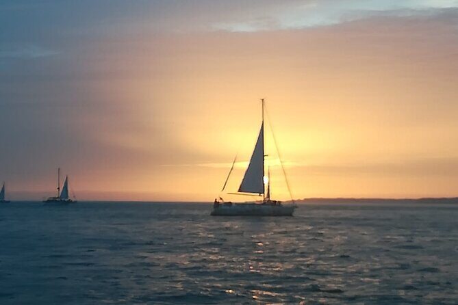 Small Group Sailboat Sunset Tour in Lisbon with a Drink - Who Will Love This Tour?