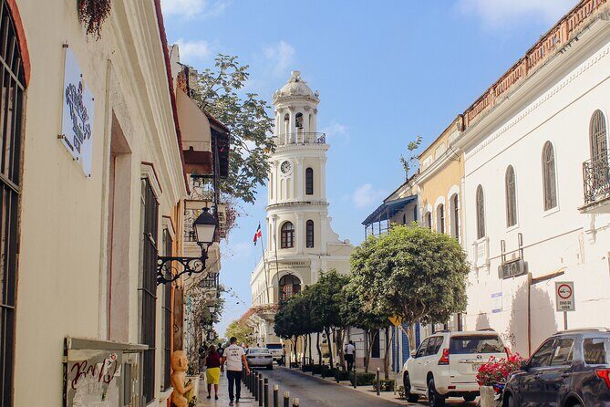 Small Group Santo Domingo Tour with Lunch & Tres Ojos Cenotes - The Sum Up