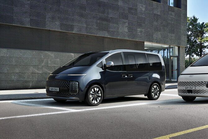 Small Group Seoul Highlight Tour opt. Hanbok & Tea Ceremony - FAQ