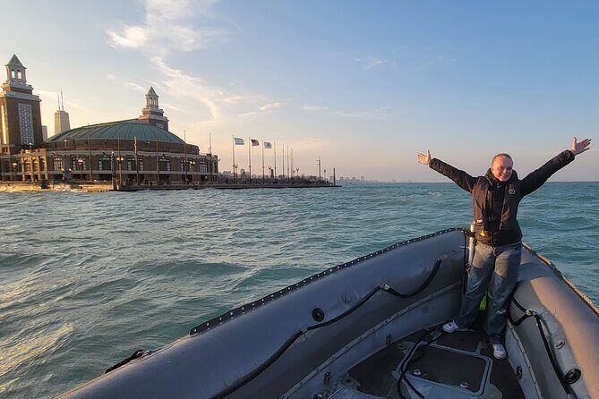 Small-Group Sightseeing Boat Tour in Chicago - The Sum Up: Who Will Love This Tour?