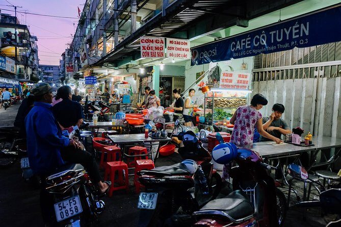 Small-group Street Food Lover by Motorbike (04 hours) - Key Points