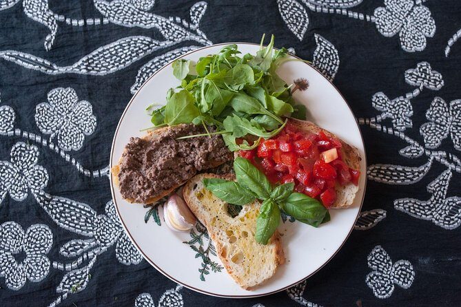 Small-group Street food tour in Aosta - FAQ