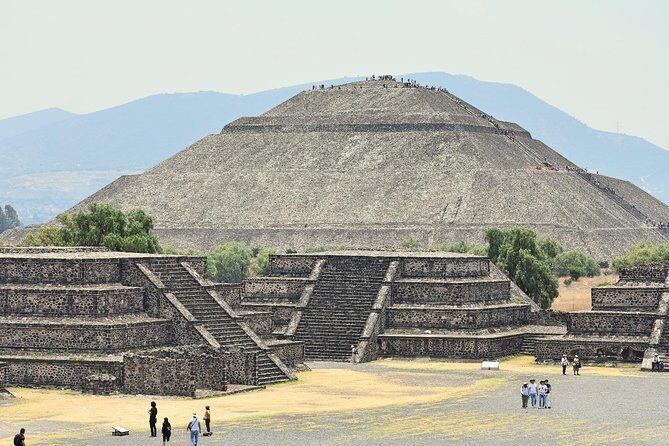 Small Group: Teotihuacan Pyramids and Shrine of Guadalupe from Mexico City - A Closer Look at the Itinerary