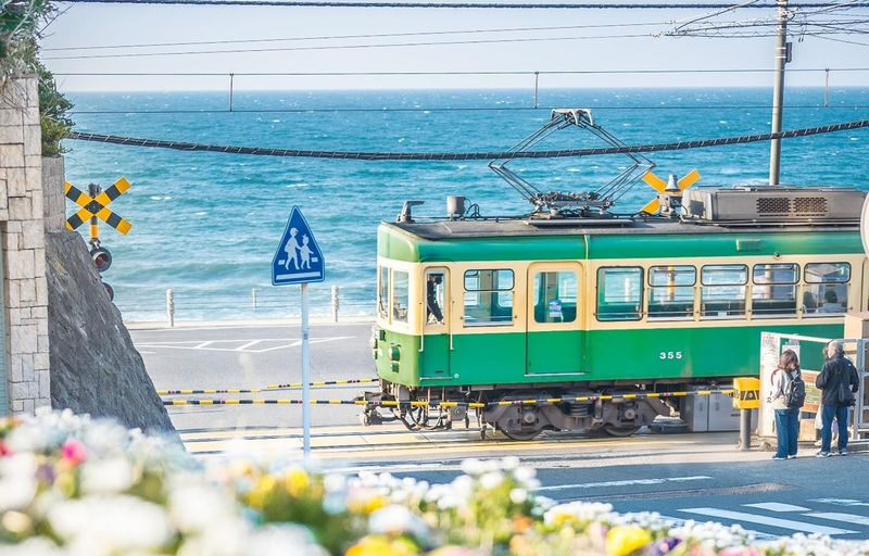Small group tour for 9 people | One-day tour of Kamakura and Enoshima | Includes Enoden experience & Enoshima & Kamakurakoko-mae Station & Kamakura Great Buddha & Tsurugaoka Hachimangu Shrine | Round trip from Tokyo | Hotel pick-up and drop-off + Chinese - The day at a glance