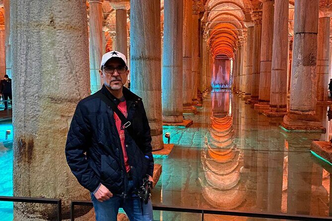 Small Group Tour: Hagia Sophia, Basilica Cistern, Blue Mosque and Grand Bazaar - Key Points