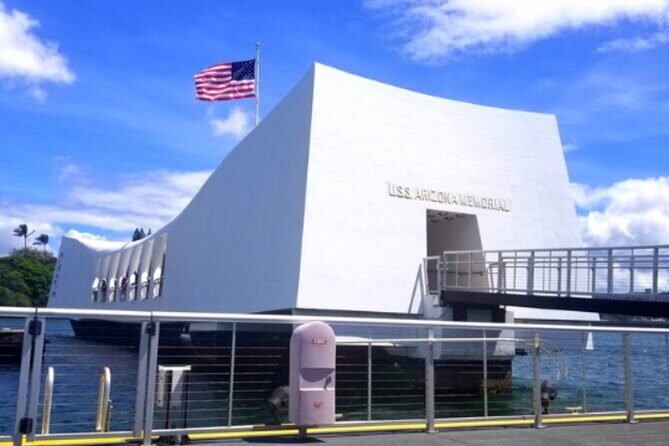 Small Group Tour in Pearl Harbor and Downtown Honolulu - Small Group Tour in Pearl Harbor and Downtown Honolulu: A Deep Dive into History and Culture
