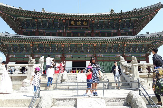 Small Group Tour: Seoul Tour by Subway Line 2 - Circular Line - Key Points