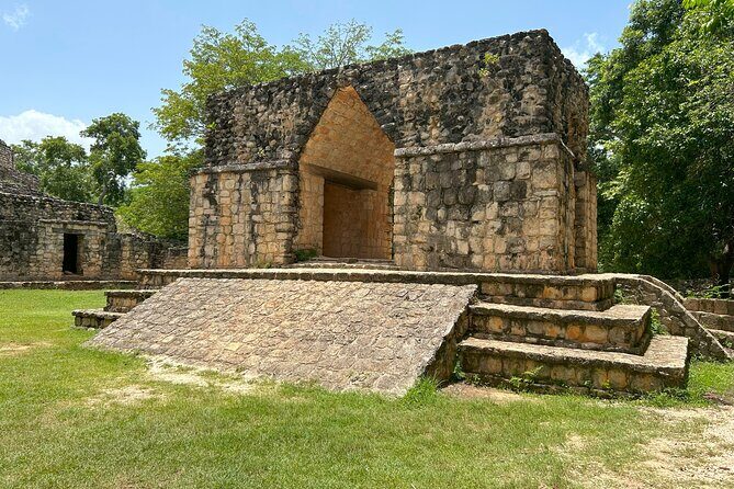 Small group tour to Chichen Itza early access + Cenote + Ekbalam - FAQ