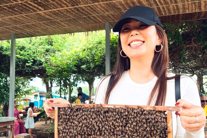 Small Group Tour to Cu Chi Tunnels and cruise Mekong Delta in a day - Transition to the Mekong Delta: A Lush and Lively Waterway