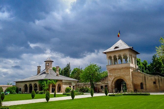Small Group Tour to Mogosoaia Palace and Snagov Monastery - Deep Dive: Why This Tour Excels
