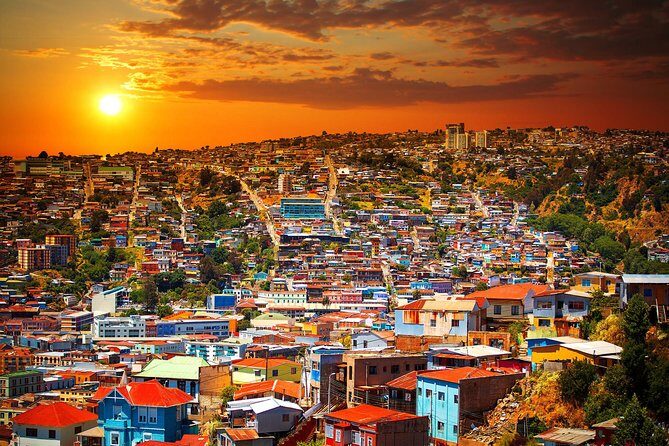 Small-Group Tour to Viña del Mar and Valparaiso from Santiago - Key Points