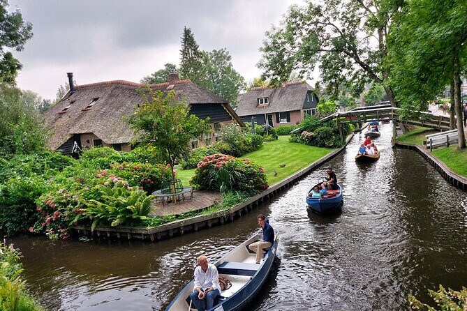 Small-Group Tour to Windmills & Giethoorn with boat tour - A Detailed Look at the Small-Group Windmills & Giethoorn Tour