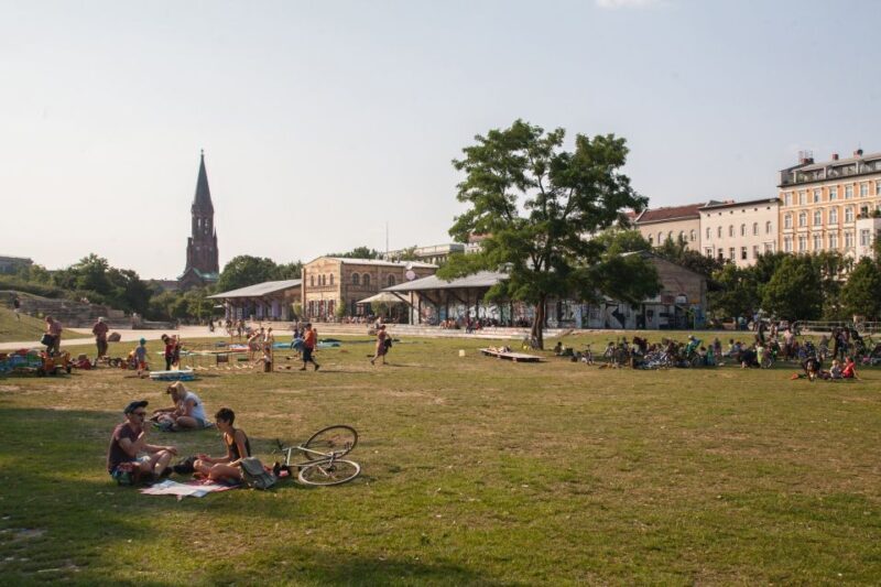 Small Group Tour: "Wild Kreuzberg" - A Deep Dive into the Wild Kreuzberg Tour