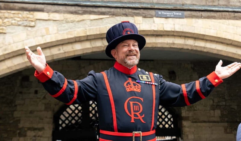 Small Group Tower of London, Crown Jewels & White Tower Tour - What We Love About This Tour