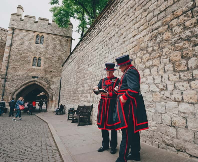 Small Group Tower of London, Crown Jewels & White Tower Tour - Who Will Love This Experience?