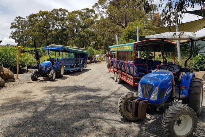 Small-Group Tractor Tour at Rayners Orchard from Melbourne - Small-Group Tractor Tour at Rayners Orchard from Melbourne