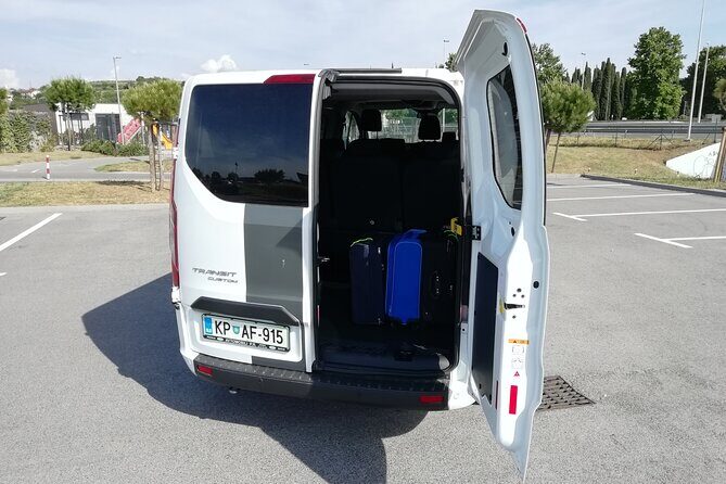 Small-Group Transfer from Ljubljana Airport to Koper - Key Points