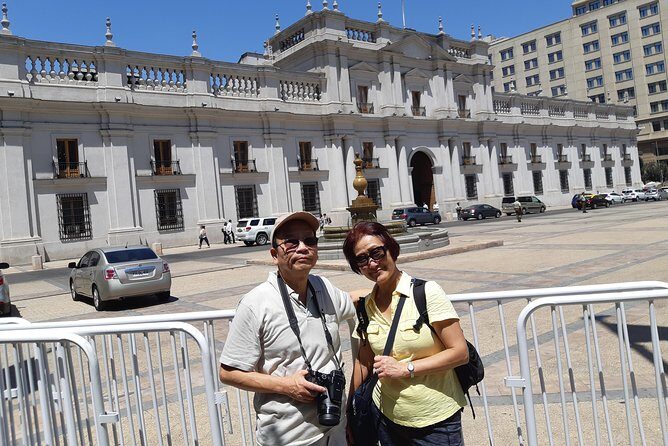 Small group transfer from Valparaiso/S.Antonio+Tour in Santiago - The Sum Up