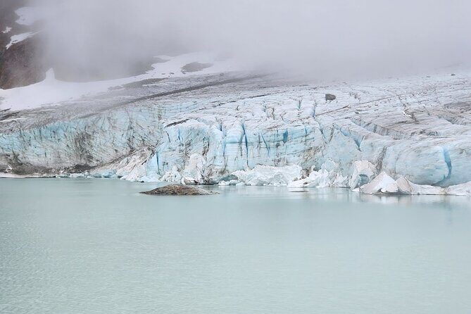 Small group Trekking to Albino Glacier - Who Will Love This Tour?