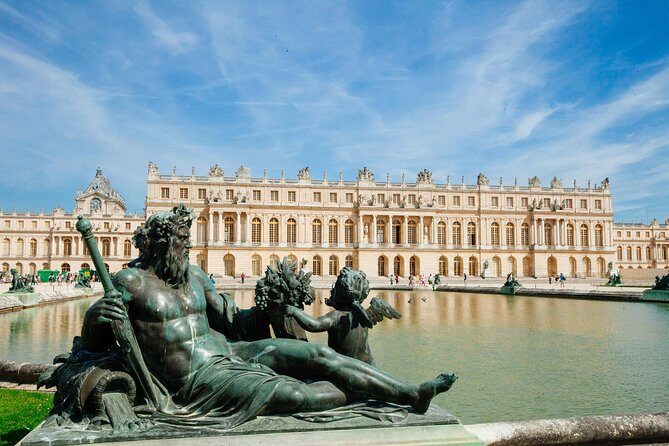 Small Group VIP Versailles Bike Tour from Paris with King's Apartments Access - The Detailed Experience: What You Can Expect on This Tour