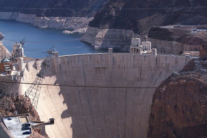 Small Group Walking Hoover Dam Tour (with Powerplant) - Key Points