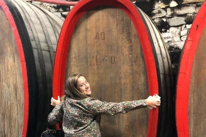 Small Group Wine Tasting in Tuscany with Vineyard Visit - Discover Tuscany’s Flavors on a Small-Group Wine Tasting Experience from Florence