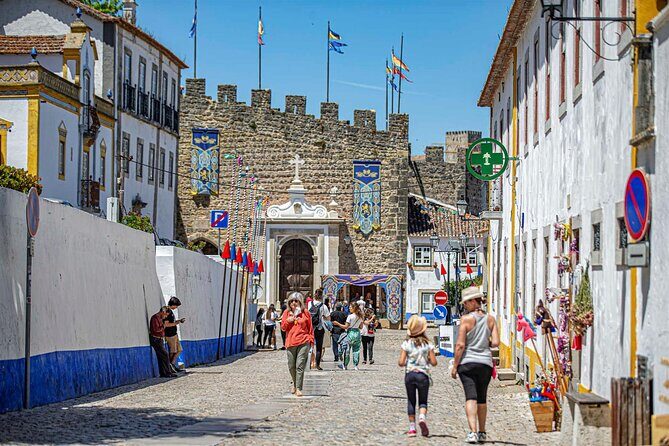 SMALL GROUP(2-6pax) Lisbon to Obidos+Fatima+Nazare) PRIVATE TOUR - Who Will Love This Tour?