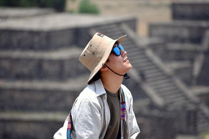 Small VIP Group: Teotihuacan Pyramids and Shrine of Guadalupe with lunch - Authenticity and Value