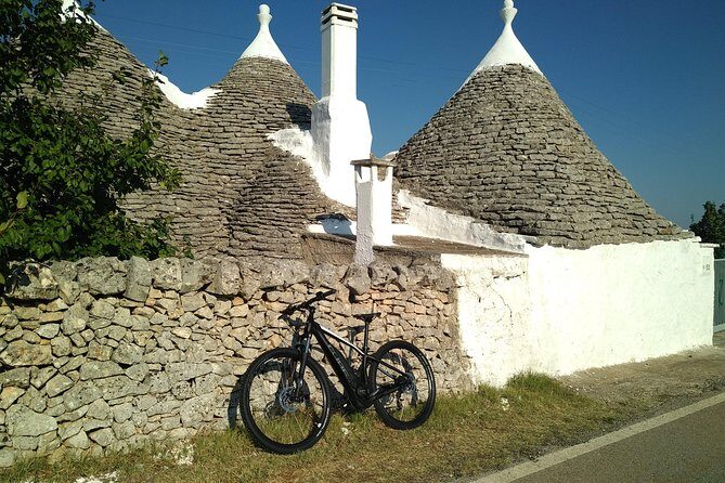Smart & easy ebike tour in the Itria Valley: Martina Franca - Locorotondo - Smart & Easy Ebike Tour in the Itria Valley: Martina Franca - Locorotondo