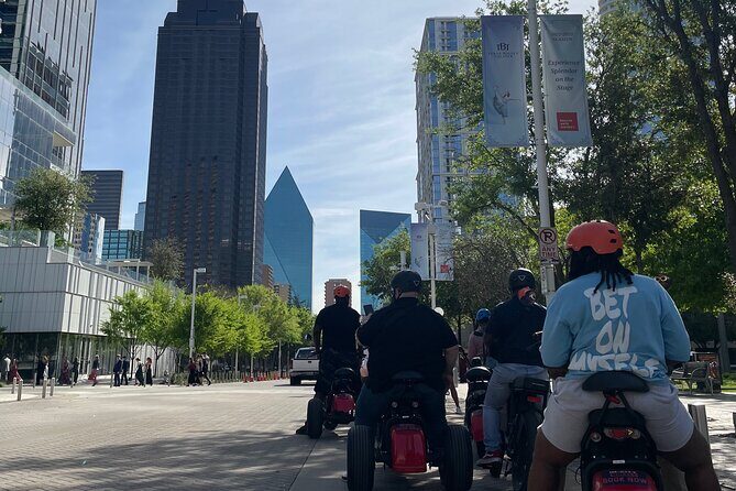 Smart Tour: Dallas Mural E-Bike Tour - What Makes the Tour Truly Valuable?