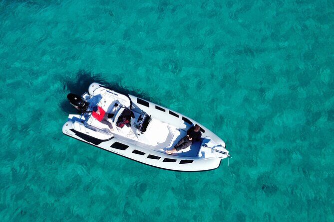 Smeralda Boat Tour and snorkeling - Key Points