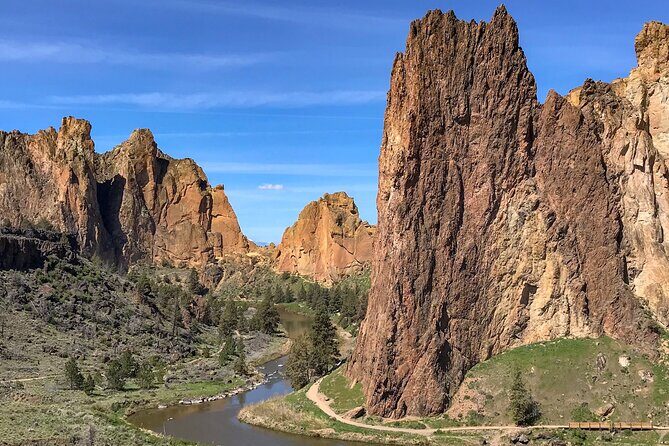 Smith Rock Beginner Rock Climbing Course with Certified Guides - Key Points