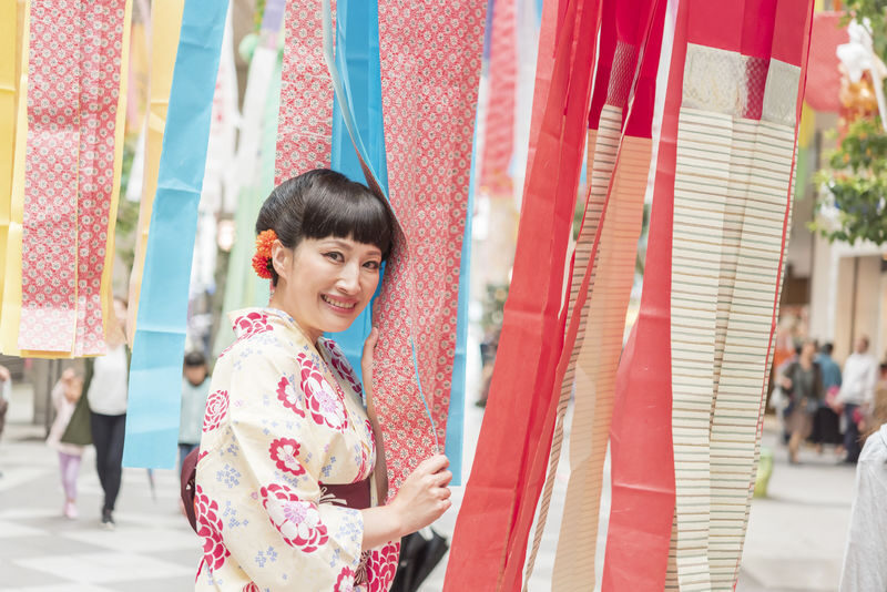 Snap Photo Shoot Experience (Kumamoto) - Kumamoto Castle makes the hour feel rooted in place