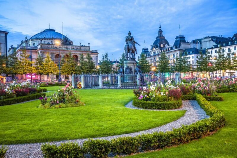 Snaps, Bars and Nightlife Tour in Copenhagen Nyhavn - Discover Copenhagen’s Charm with a Food and Drink Focus
