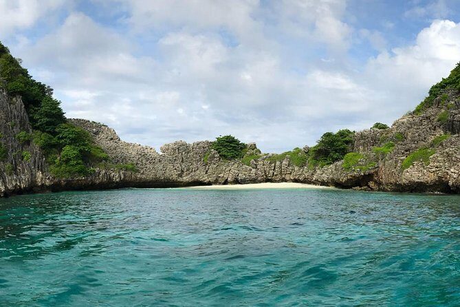 Snorkeling Tour to Rok and Haa Island by Speedboat From Koh Lanta - The Sum Up