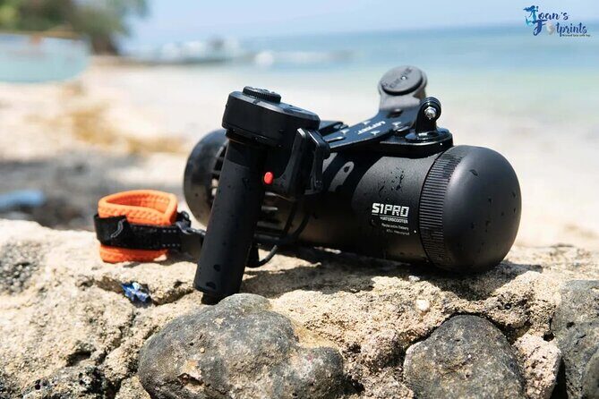 Snorkeling with underwater scooter in Tahaa lagoon from Raiatea - A Deep Dive into the Tahaa Lagoon Snorkeling Experience