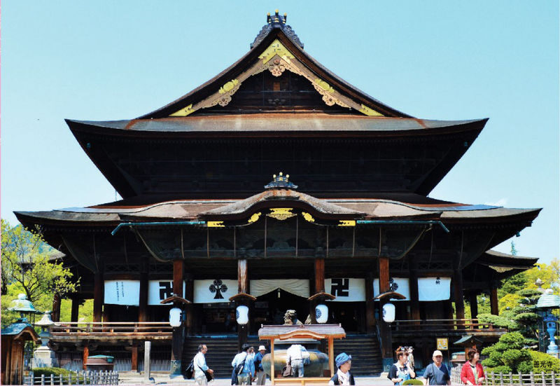 Snow Monkeys, Zenko-ji Temple & Sake in Nagano day tour - Zenko-ji: temple grounds, history, and free time