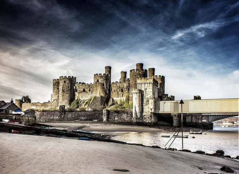 Snowdonia: Snowdonia, Portmeirion & Castles Private Tour - An In-Depth Look at the Snowdonia, Portmeirion & Castles Tour