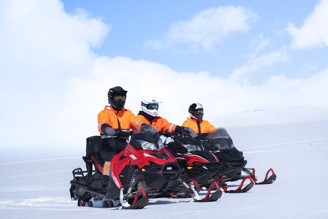 Snowmobiling on Langjökull Glacier from Geysir Area - A Closer Look at the Snowmobiling Experience on Langjökull Glacier