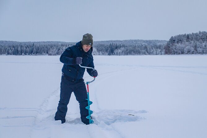 Snowshoeing Adventure with Ice-Fishing, Fire and Survival - FAQ