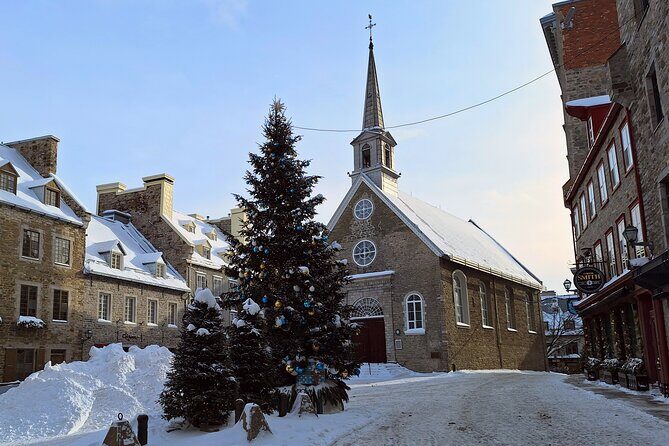 Snowy Private Walking Tour of Old Quebec - Exploring Old Quebec on Snowy Streets: What to Expect