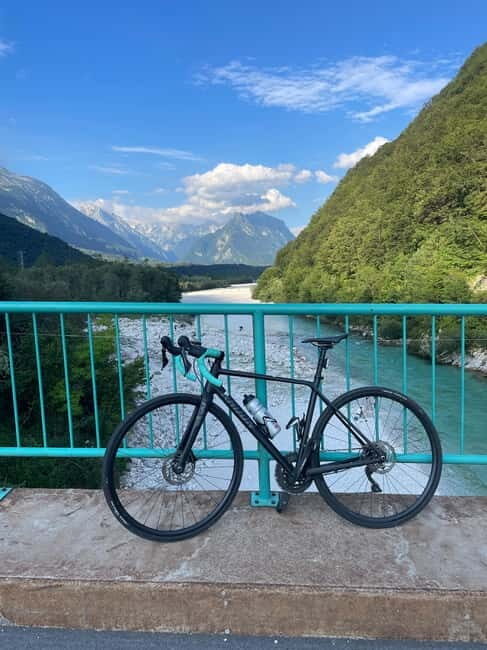 Soa valley: Guided Cycling Tour with Snacks and Support - A Detailed Look at the Tour Experience
