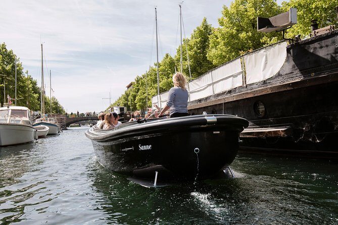 Social Sailing - Copenhagen Canal Tour - Captain's Favorite - An In-Depth Look at the Copenhagen Canal Tour