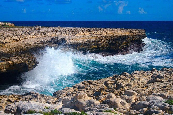 SoCoHo Jeep Safari - Historical Sites - Lunch - Beach - Key Points