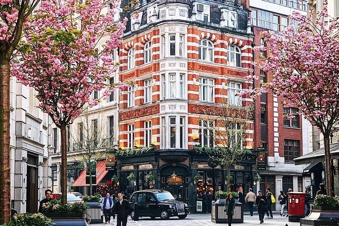 Soho Instagram Self-Guided Walking Tour - Top Photo Spots - Key Points