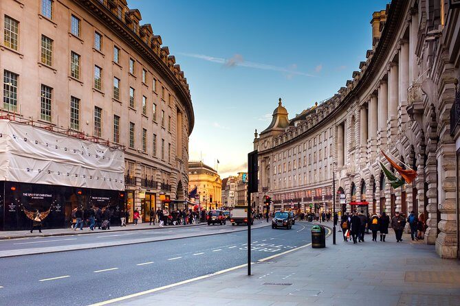 Soho Instagram Self-Guided Walking Tour - Top Photo Spots - The Practical Aspects: What To Expect