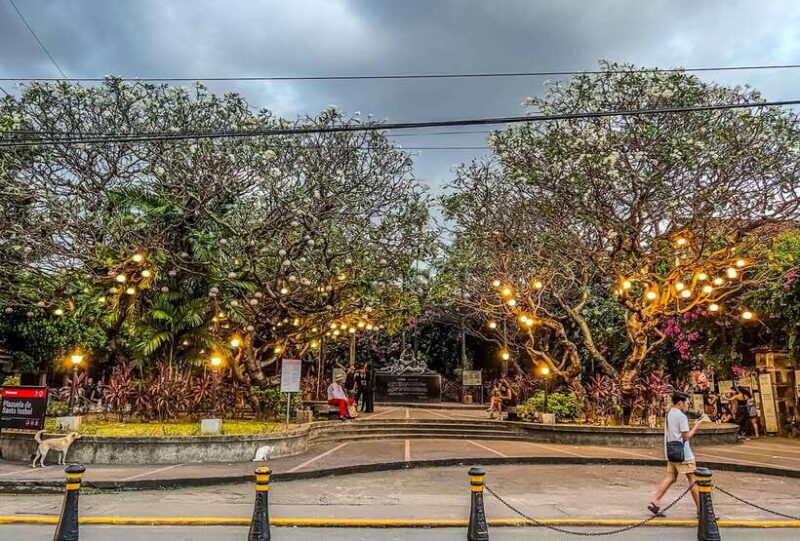 Solo Traveler Friendly Manila Walk w/ Mobile Photography - Key Points