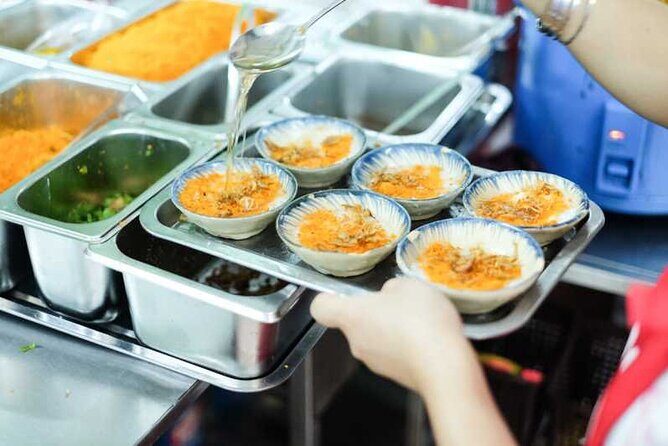 Solo Travelers Food Tour by Scooter - A Flavorful Ride Through Hoi An’s Streets on a Scooter